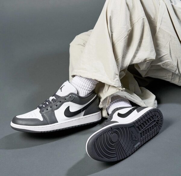 Nike Air Jordan 1 Low 'Iron Grey' 553558-152 - Hình ảnh 3